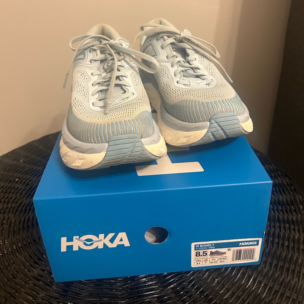 HOKA W Bondi 7 Size 8.5